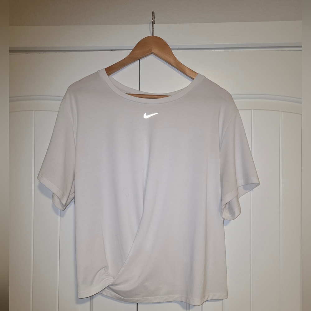 Nike One Luxe Dri-FIT Twist Cropped Short Sleeve Top – White – XXL